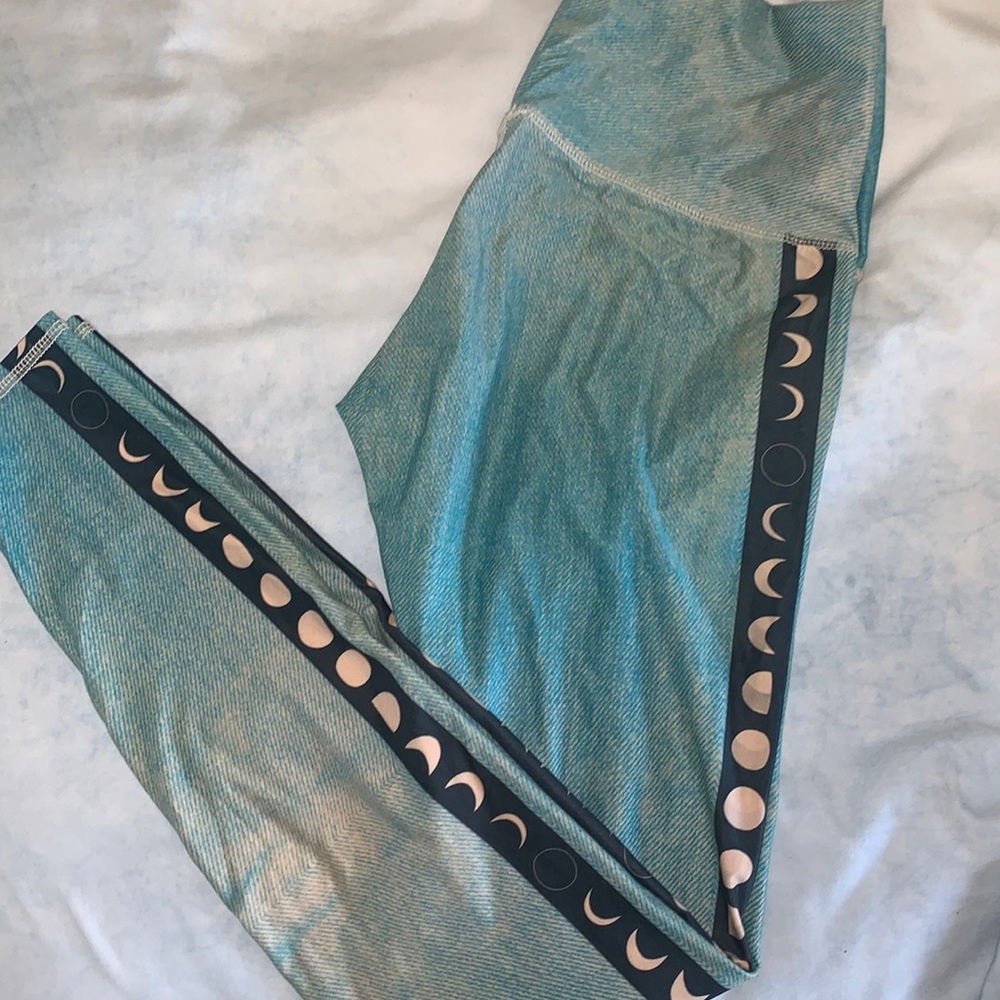 Teeki moon leggings